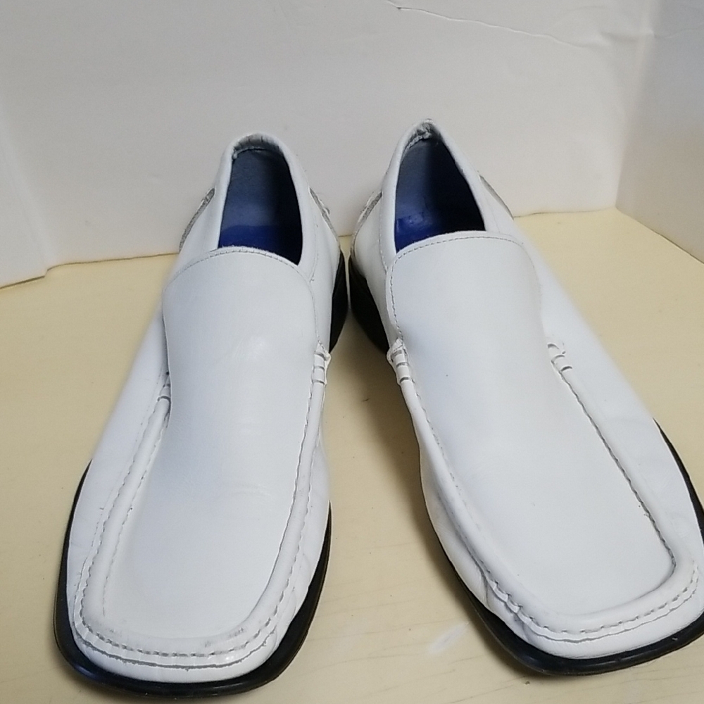 White Casual Slip-On Loafers with Square Toe